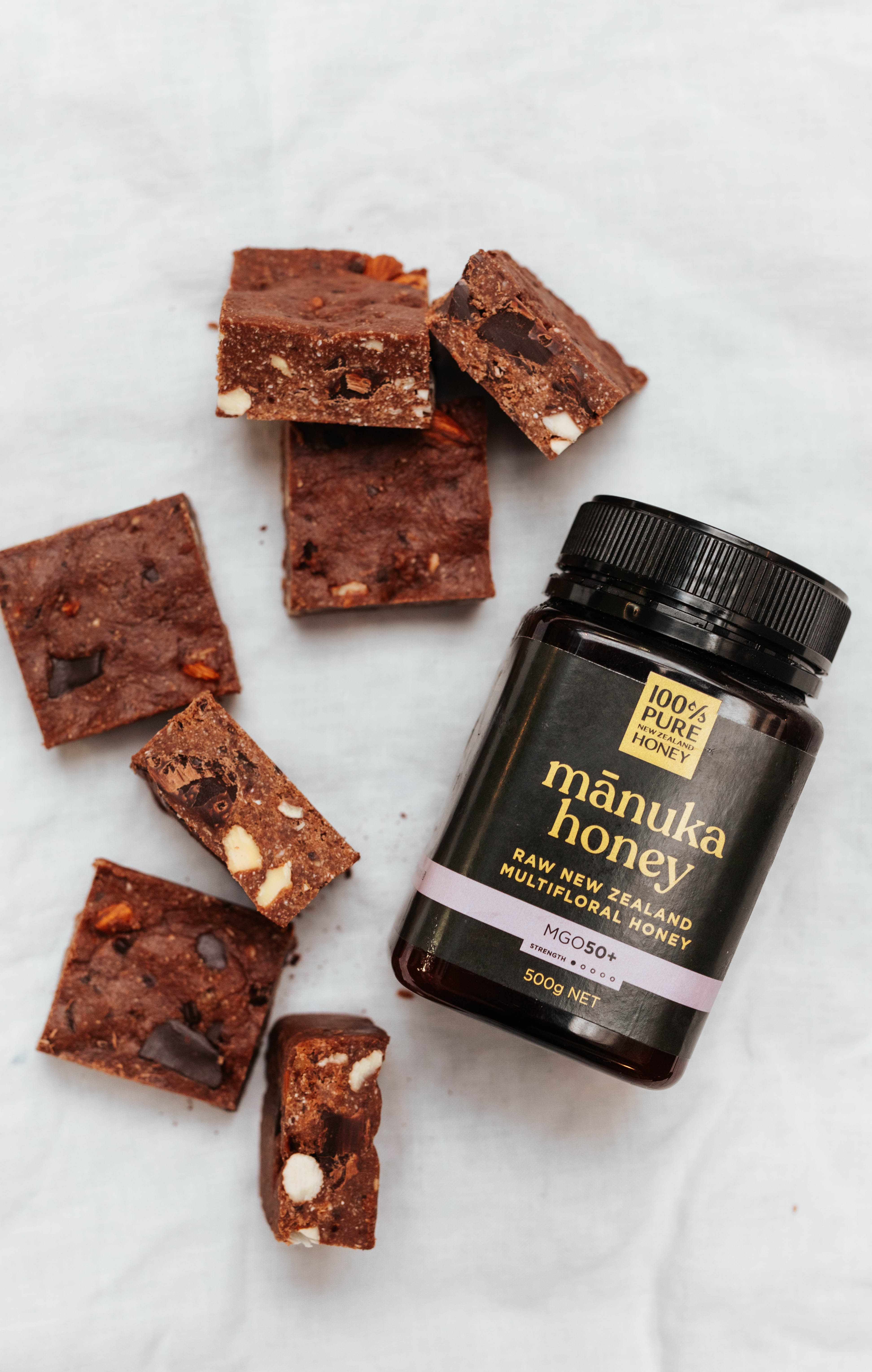 Honey, Date + Chocolate Bars with Mānuka Honey