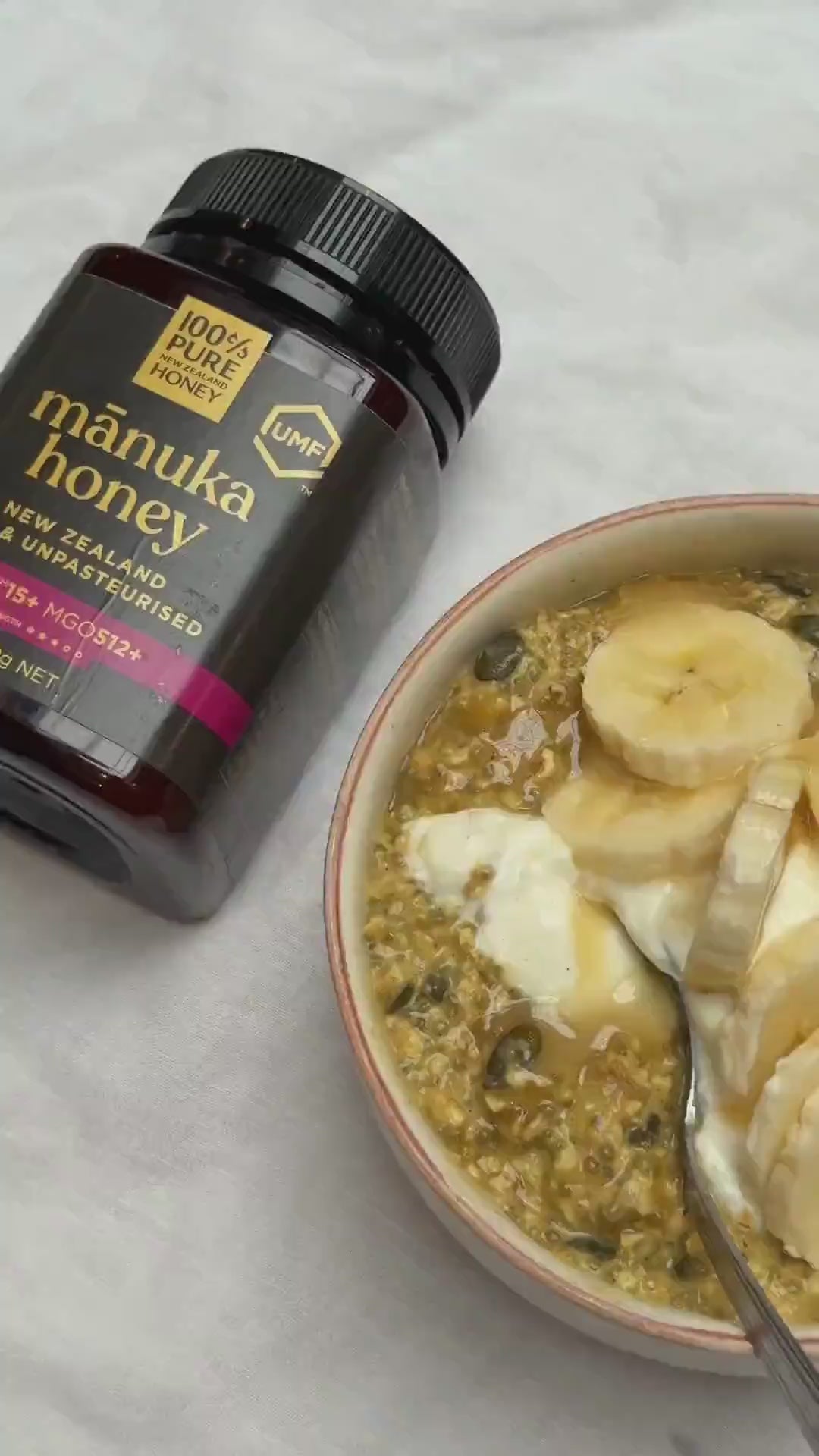 Load video: UMF™ 15+ Mānuka Honey