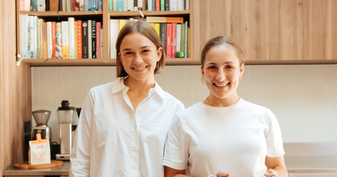 The-Story-Behind-the-Two-Raw-Sisters-x-100-Pure-New-Zealand-Mini-Cookbook 100% Pure New Zealand Honey